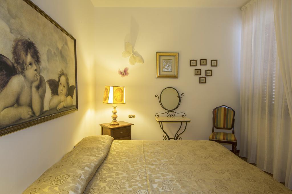 La Casa Di Gigliola Villa Monticiano Room photo