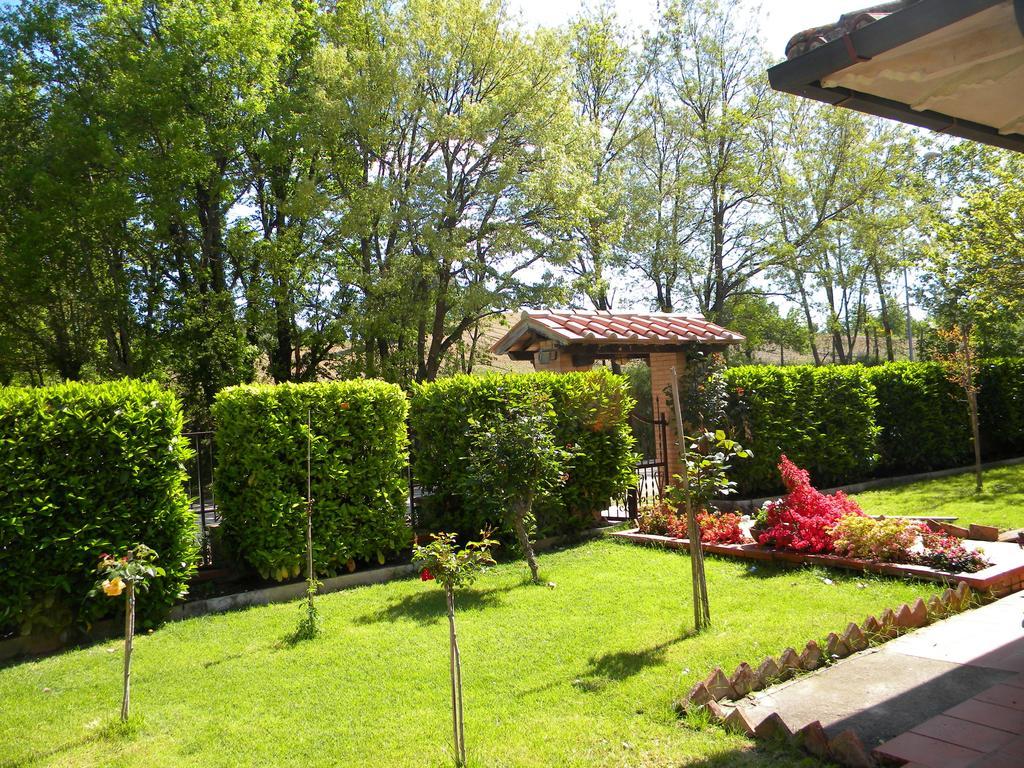 La Casa Di Gigliola Villa Monticiano Exterior photo